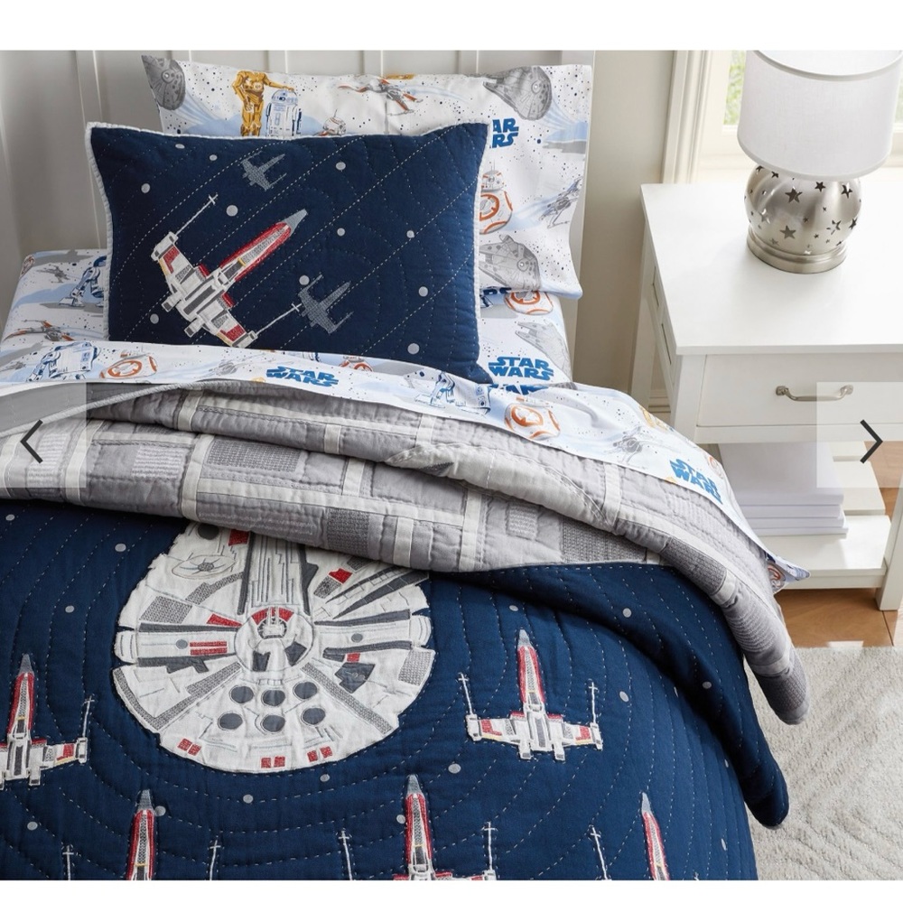 Pottery Barn Kids Star Wars Millennium Falcon Full Size bedding